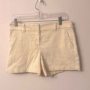 Loft pastel butter yellow shorts size 4